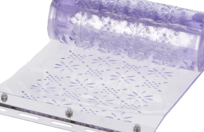 	PVC-Streifen gestanzt und montiert 